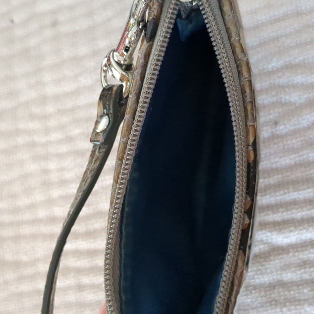 Coach wristlet wallet - Picture 4 of 4